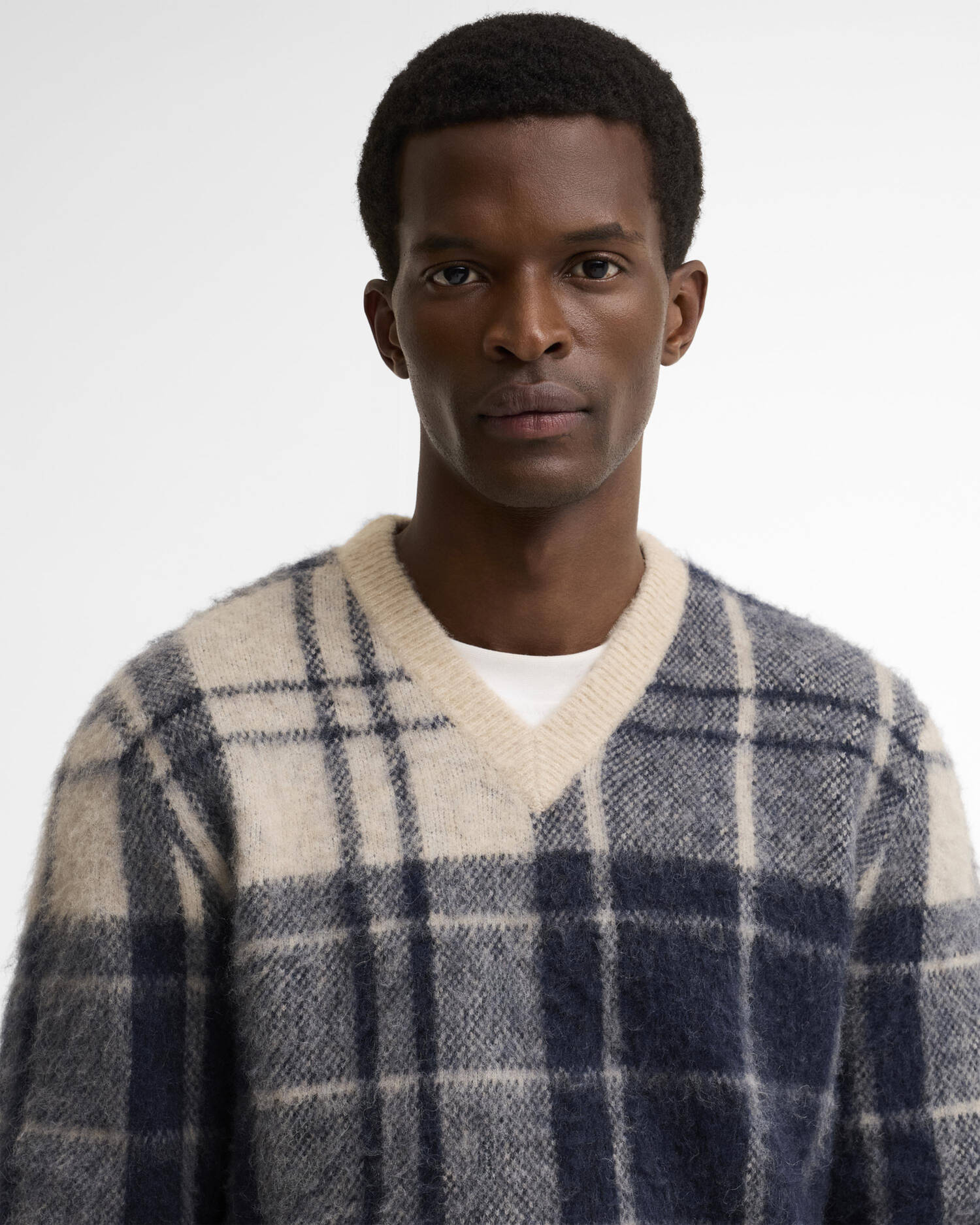 Barbour Hunham Tartan V-Neck Jumper