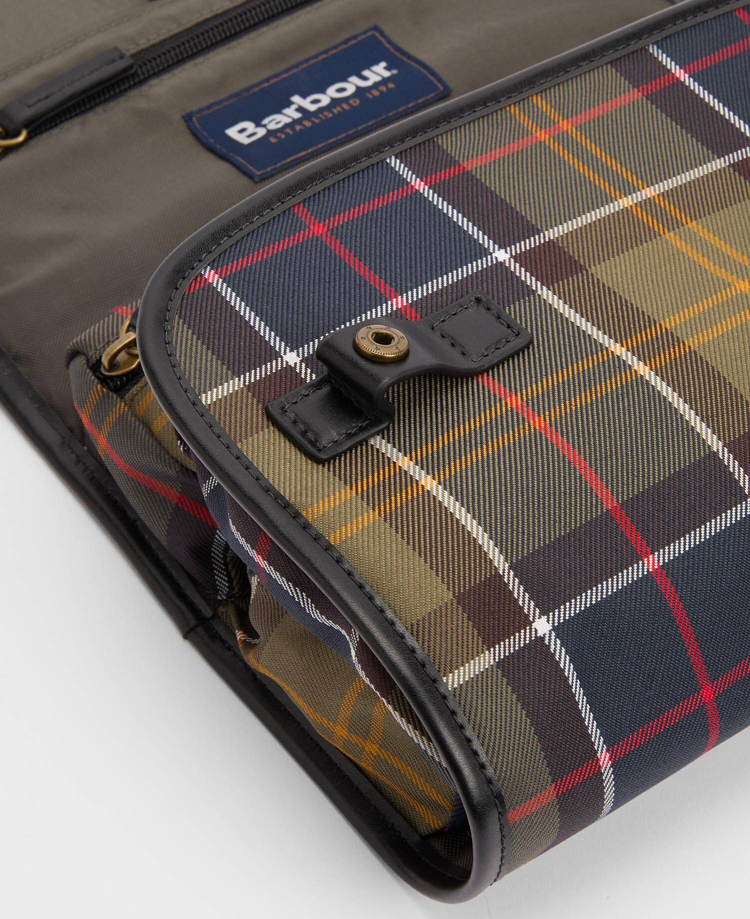 Barbour Tartan Hanging Washbag