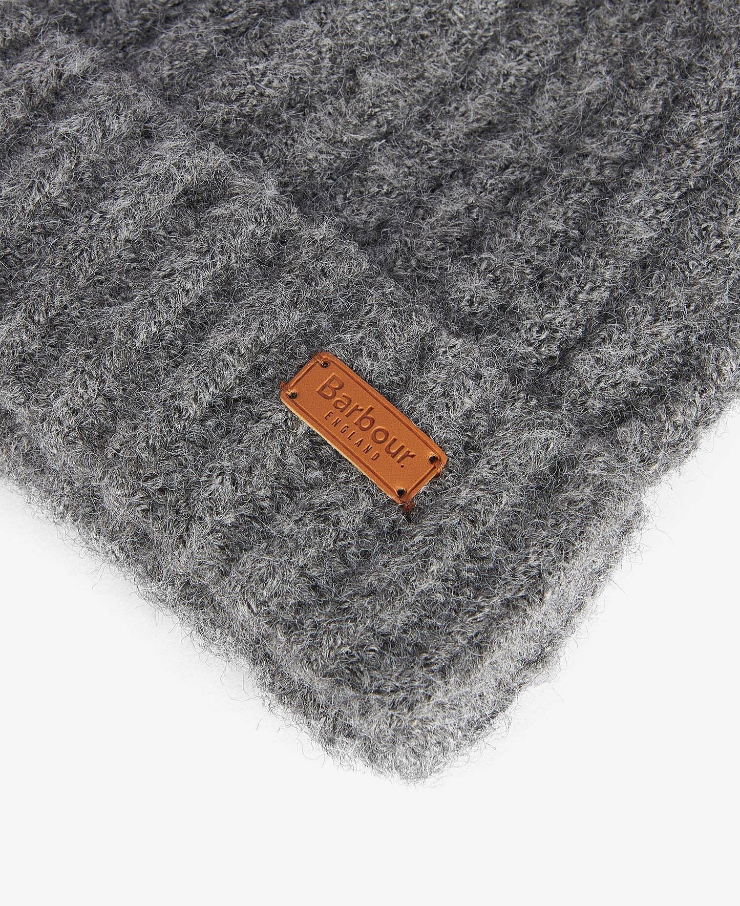 Barbour Saltburn Beanie & Tartan Scarf Gift Set
